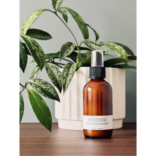 Dopobarba naturale viso amamelide e aloe pelli sensibili