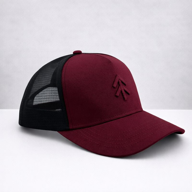 The Black Stuff Maroon Mesh Trucker Cap cappello bordeaux