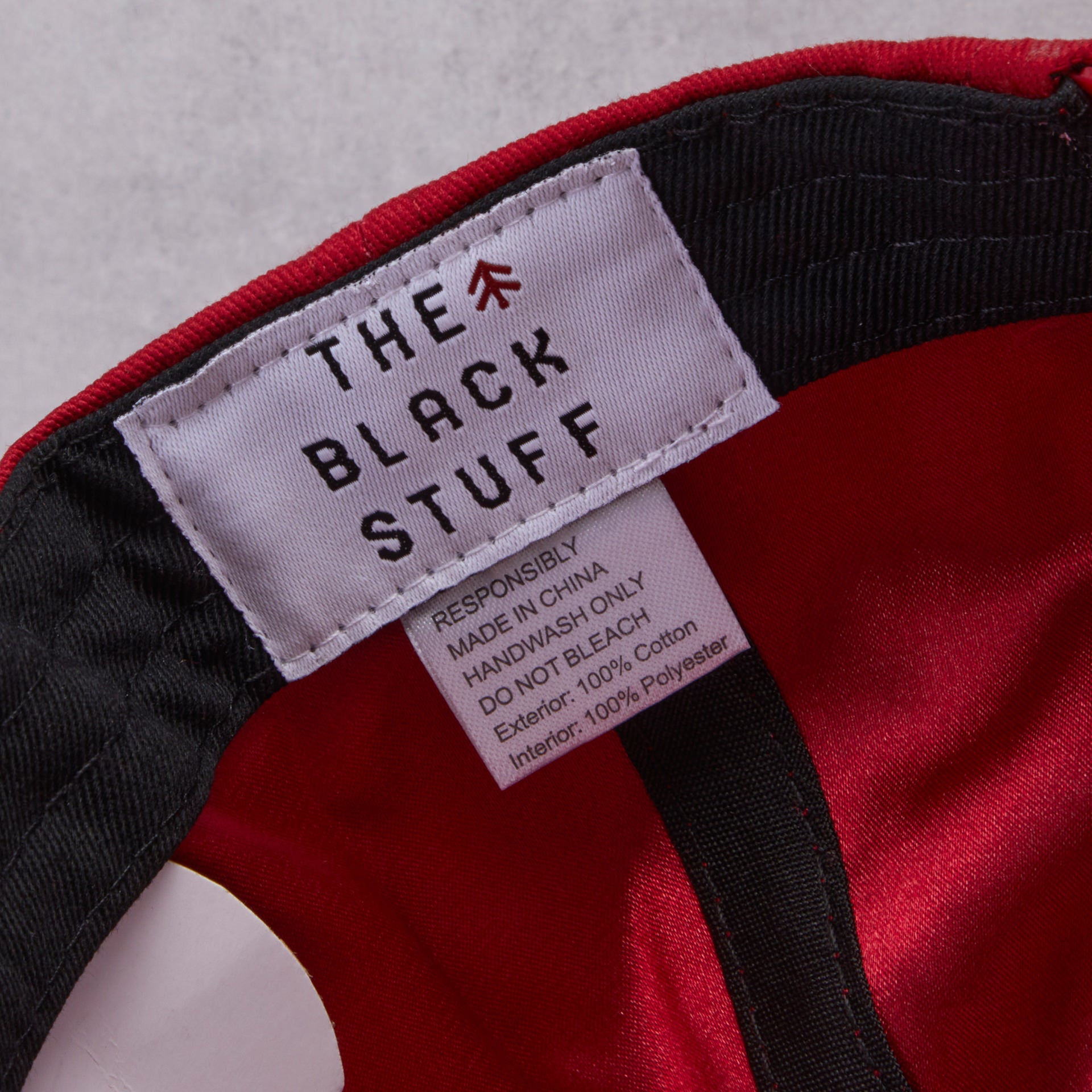 The Black Stuff Hats cappellino rosso regolabile taglia unica