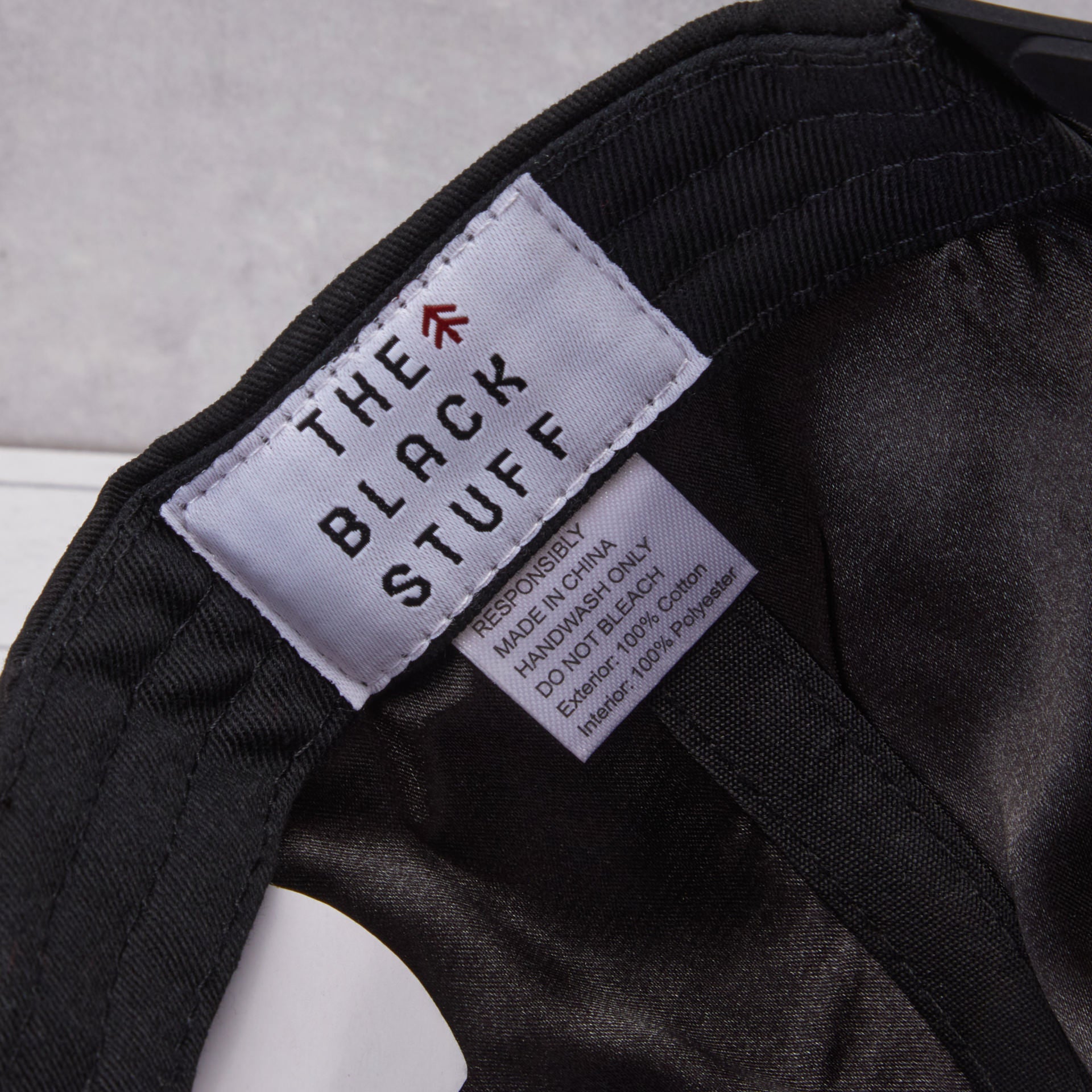 The Black Stuff TBS Cappello Uomo Rosso Nero Regolabile Taglia Unica